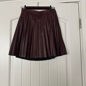 J. Crew Factory FAUX LEATHER PLEATED SKIRT in dark burgundy